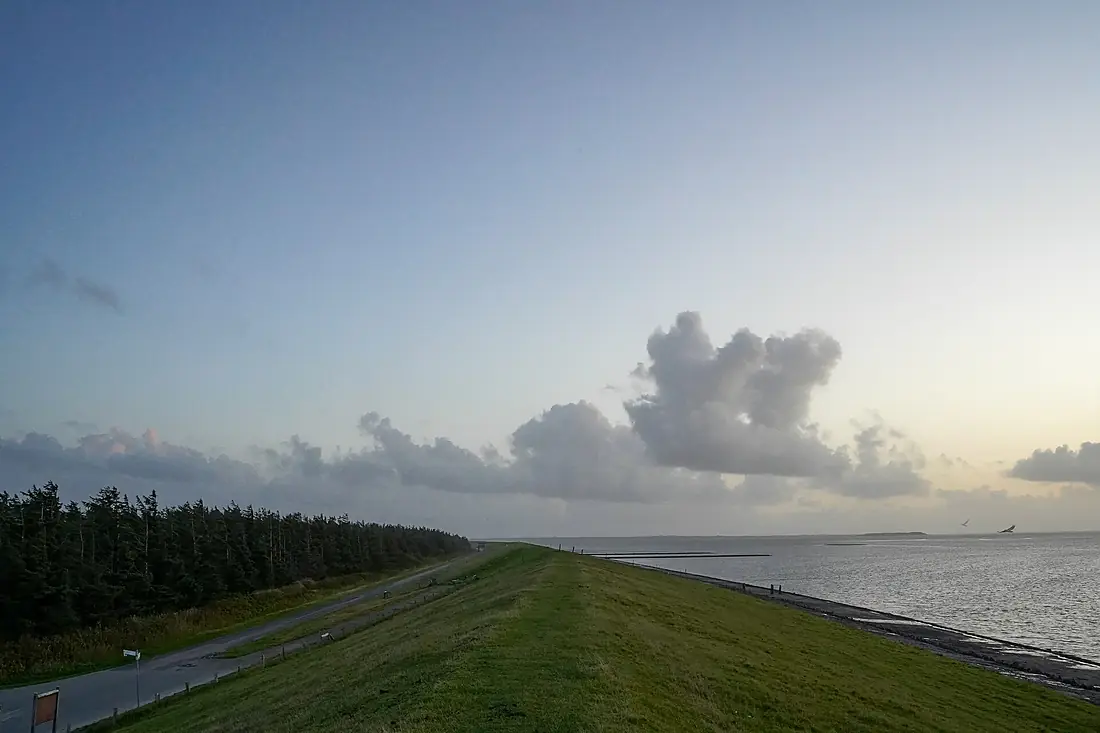 191008 Dunsum Deich mit Blick Richtung Amrum