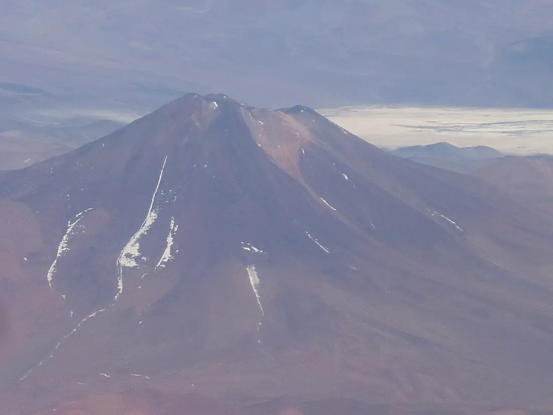 Aracar volcano - Aerial View - panoramio