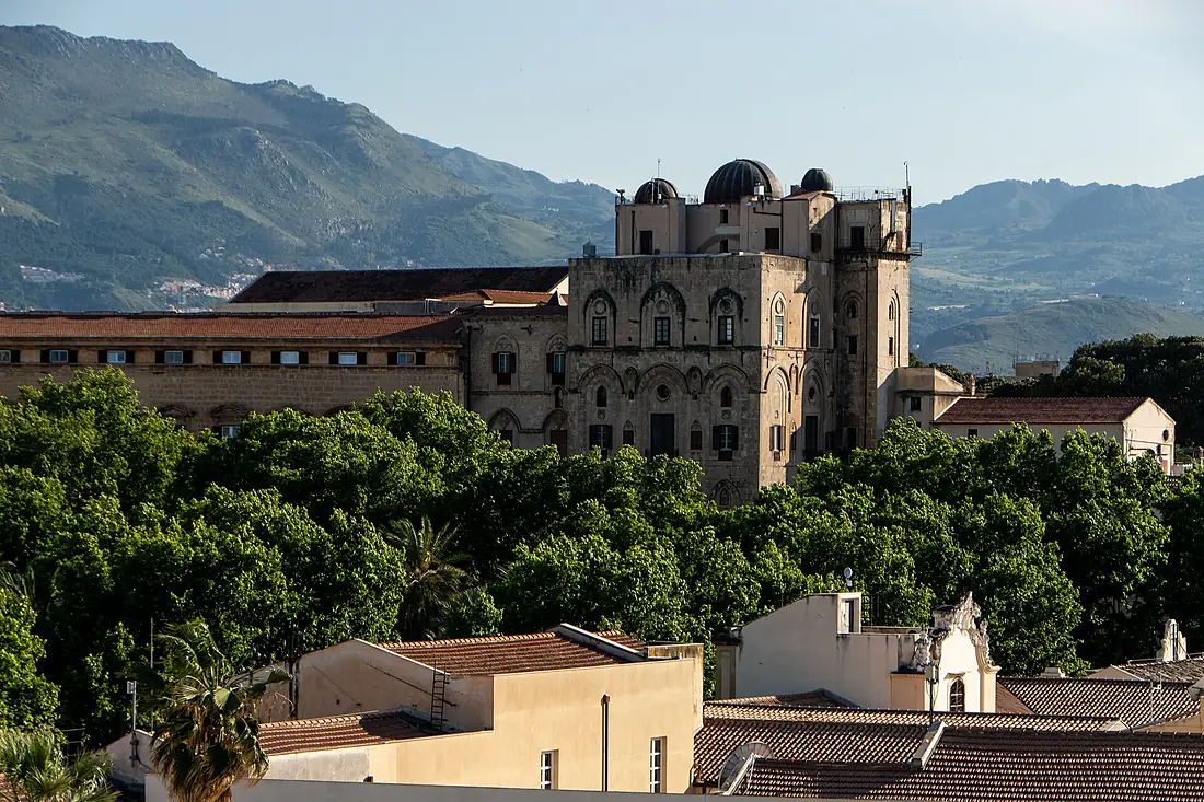 Palermo Astronomical Observatory and the Palazzo dei Normanni