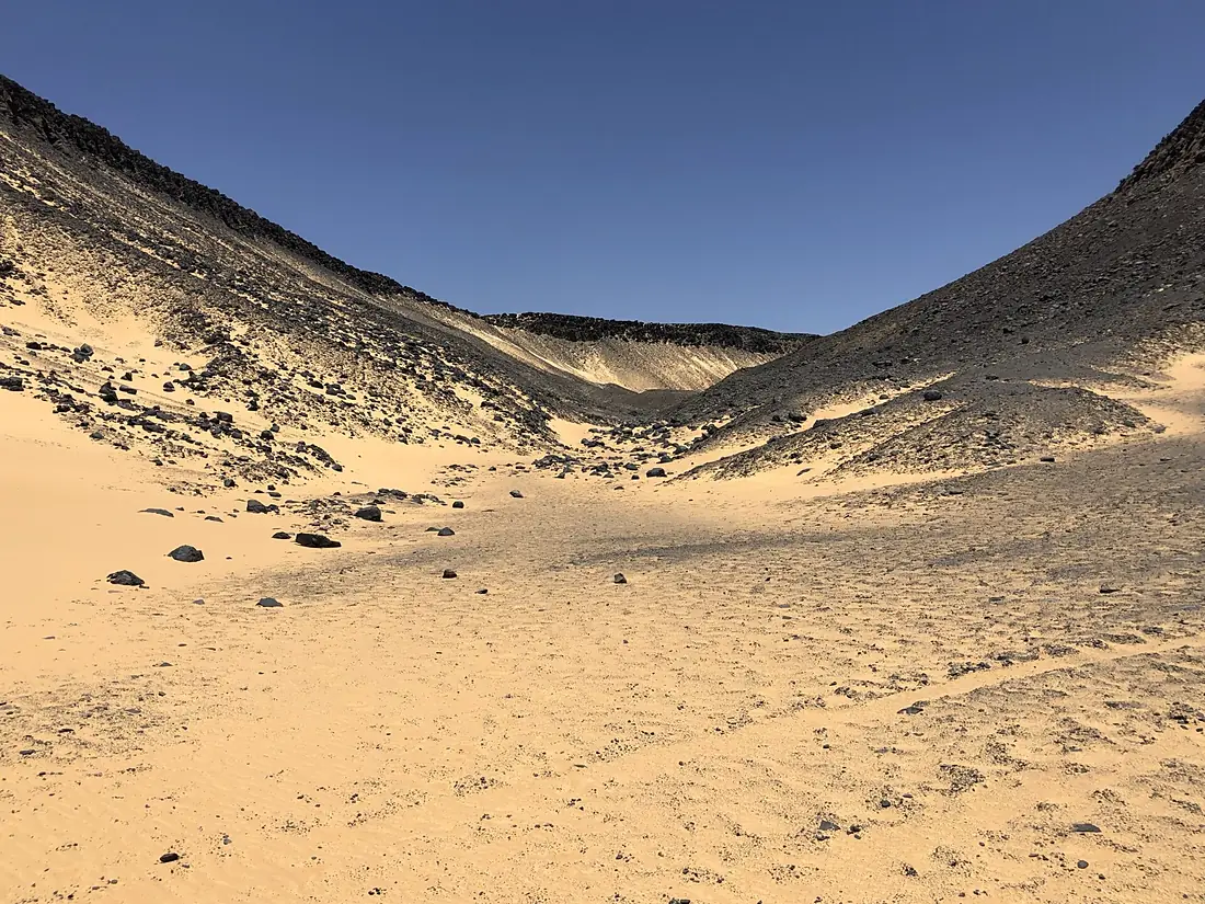 Black Desert, Egypt 02