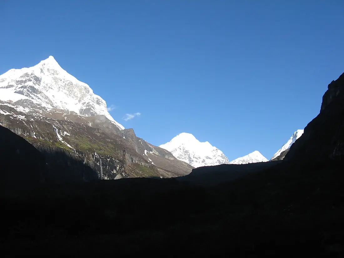 Makalu 10039