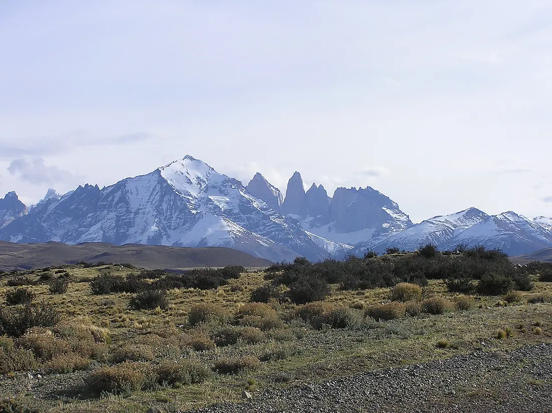 A 10 kmt de Torres del Paine - panoramio