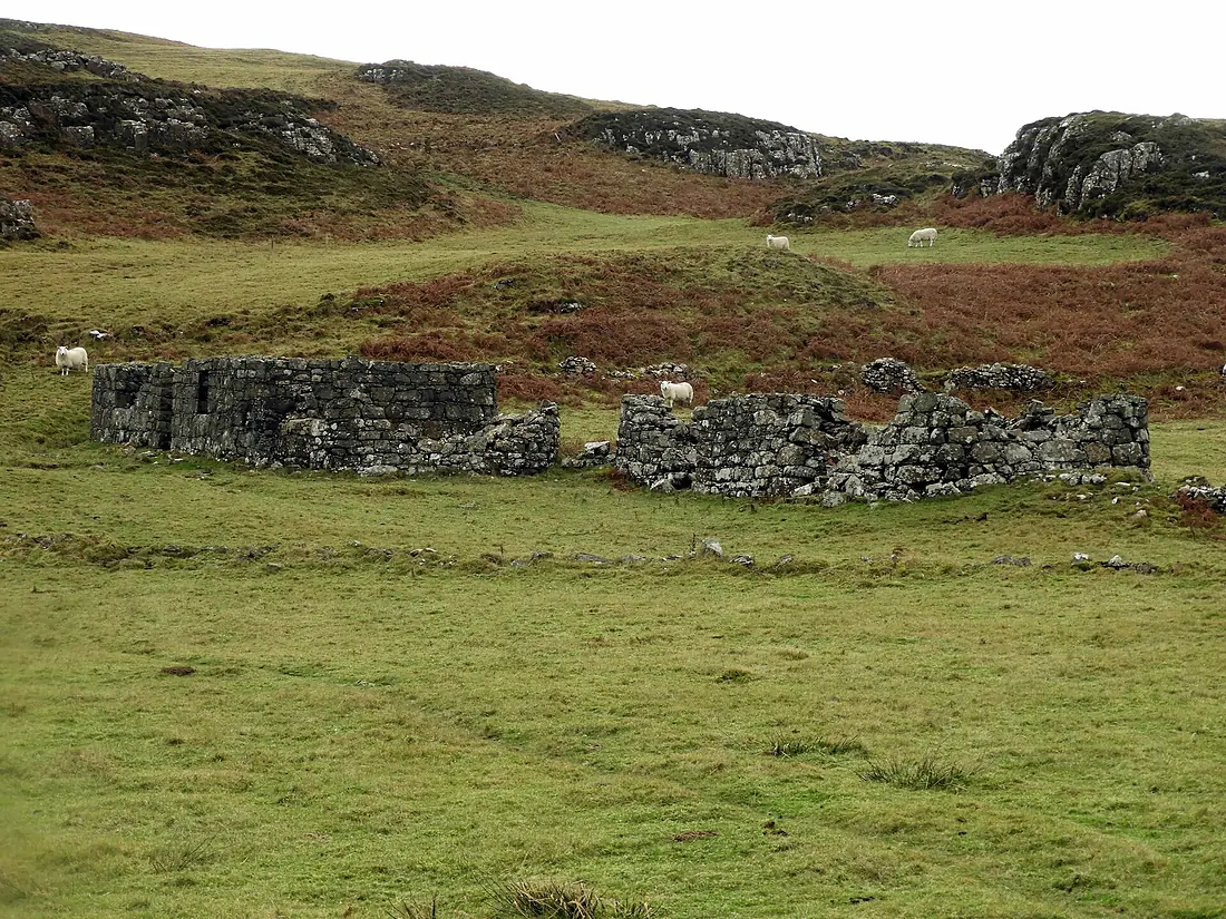 Abandoned croft on Mull (31107981407)