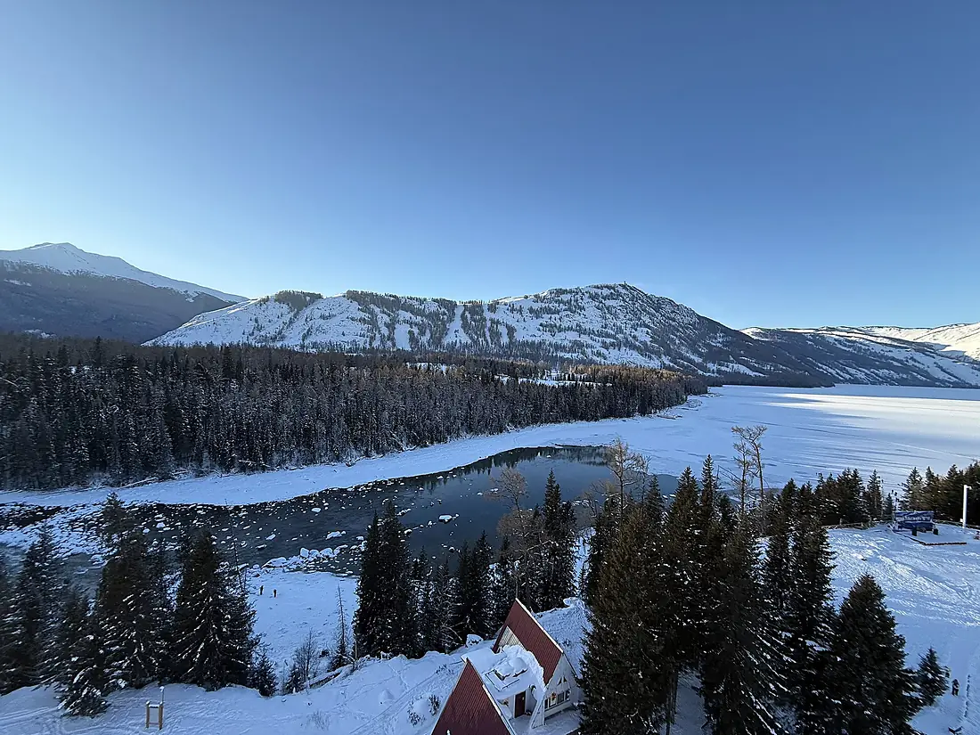 Kanas Lake Winter