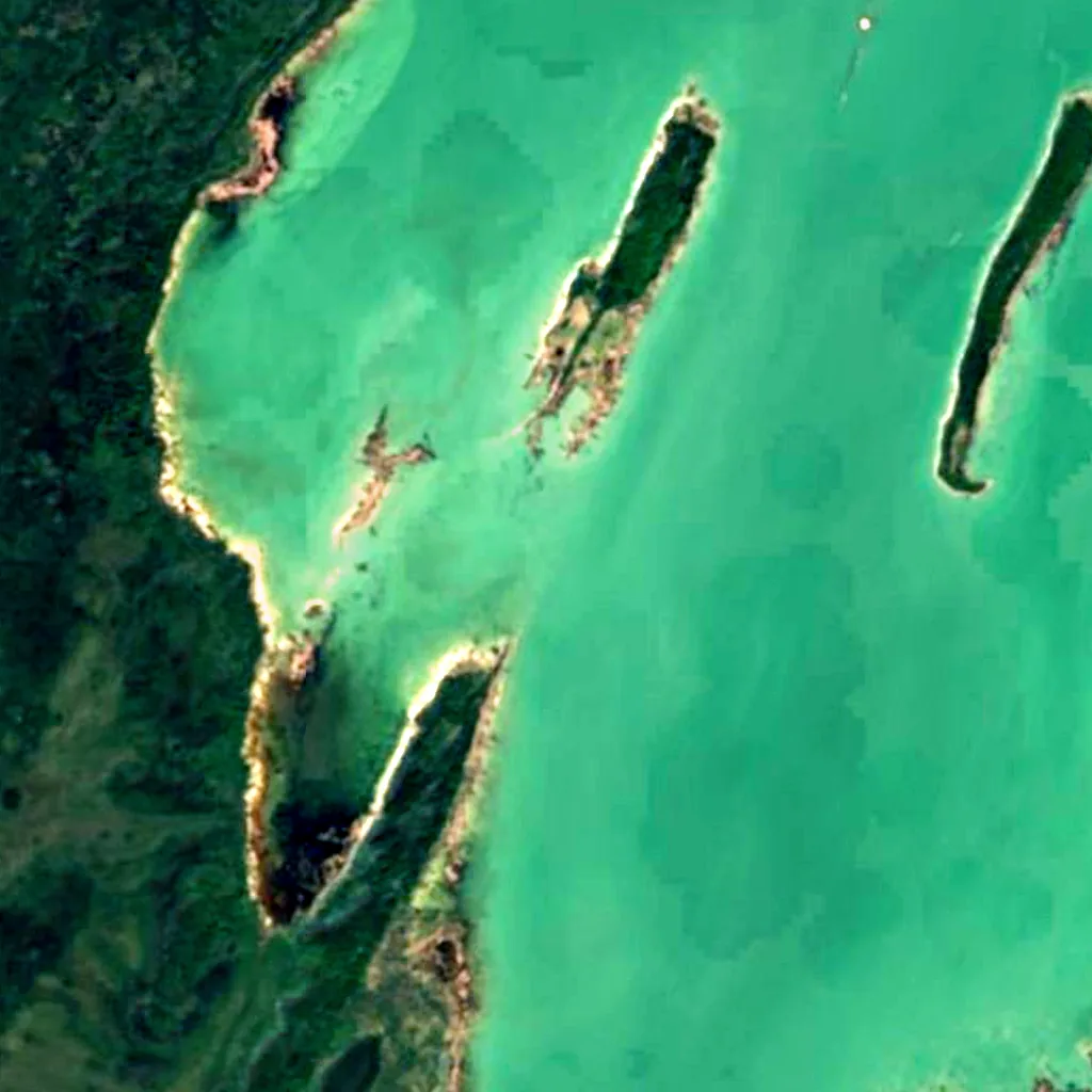 Lake Winnipegosis seen from above (Sentinel-2)