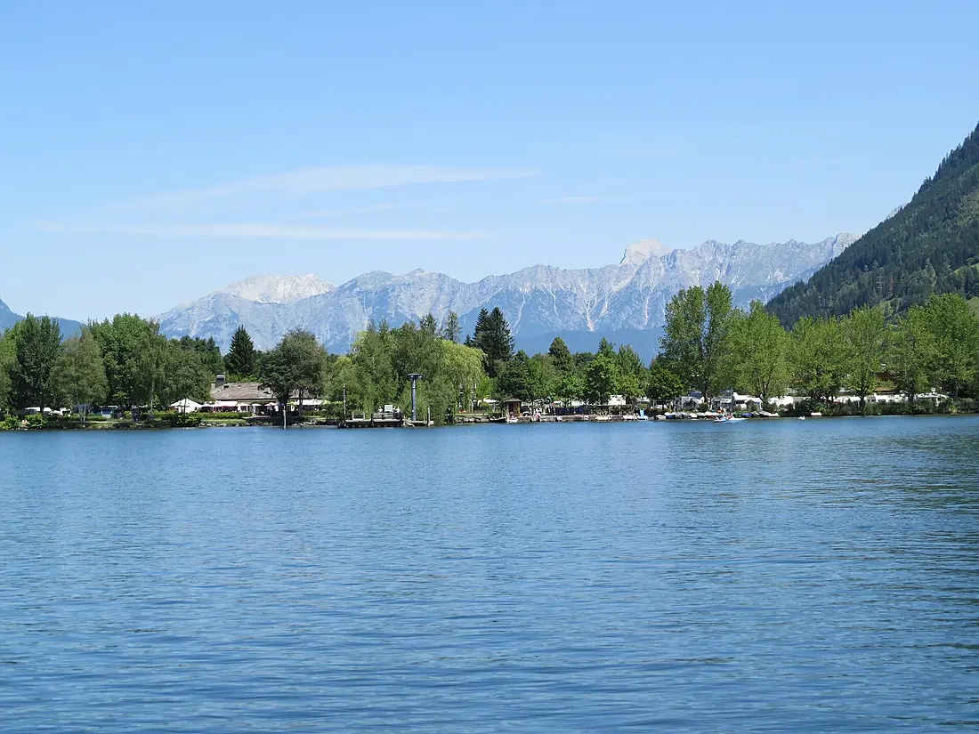2017-07-15 (199) View to Steinernen Meer, Zeller See, Zell am See, Austria