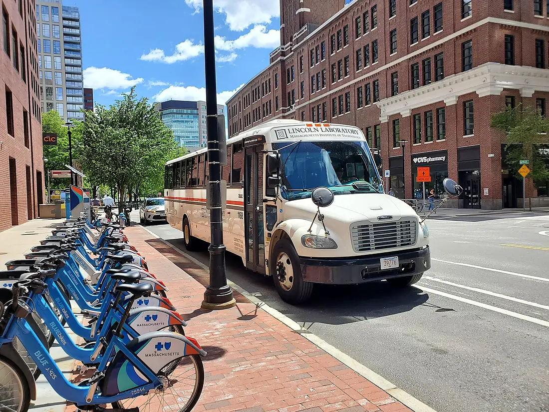 MIT Lincoln Laboratory bus at Kendall MIT station, June 2025