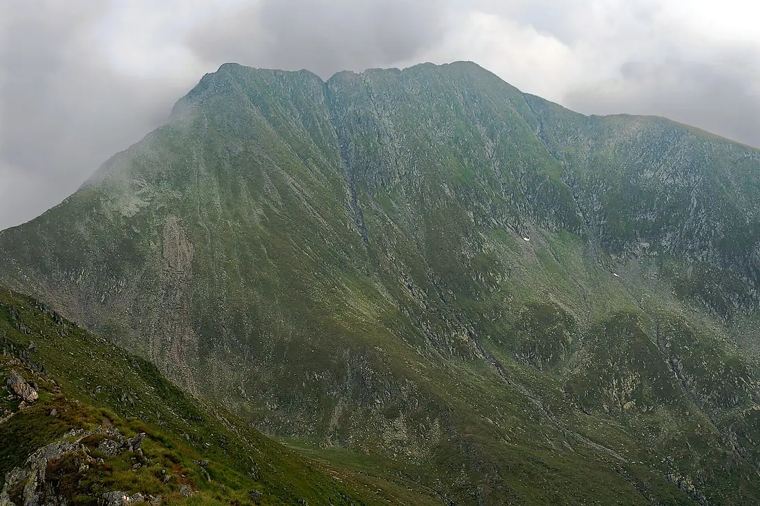 Moldoveanu and Vistea Mare from the west