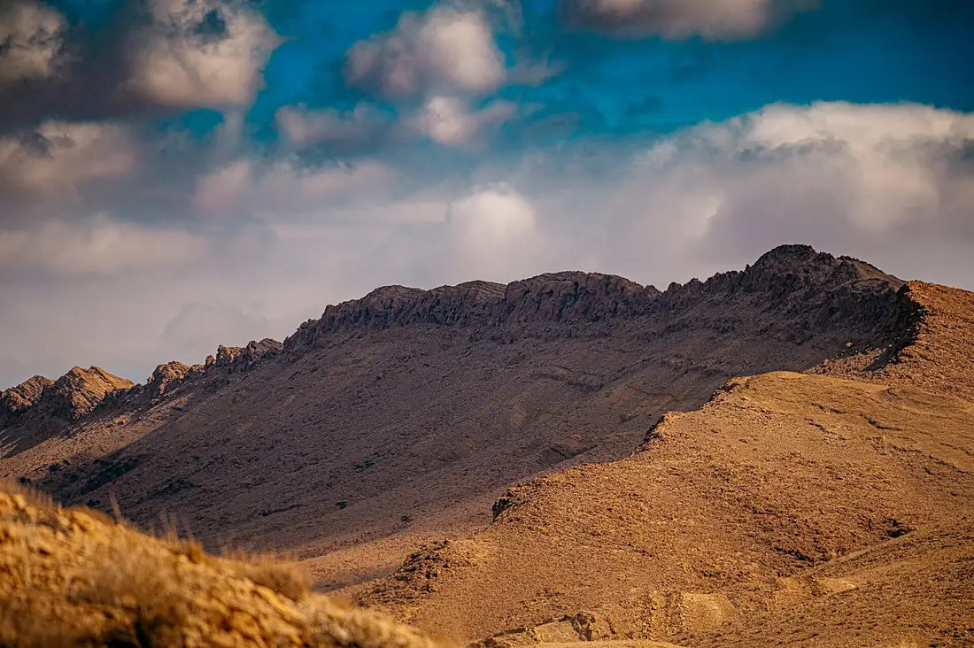 Arif, the wall larger makhtesh panorama