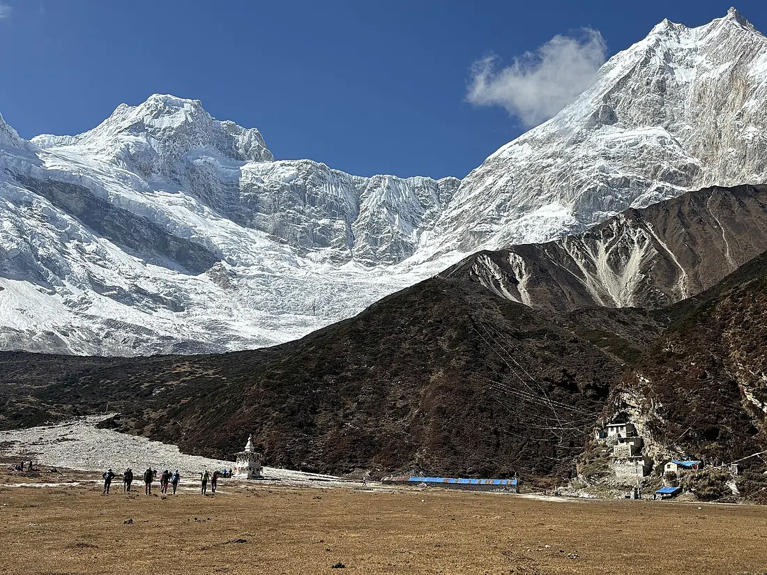 Ngadi Chuli and Manaslu