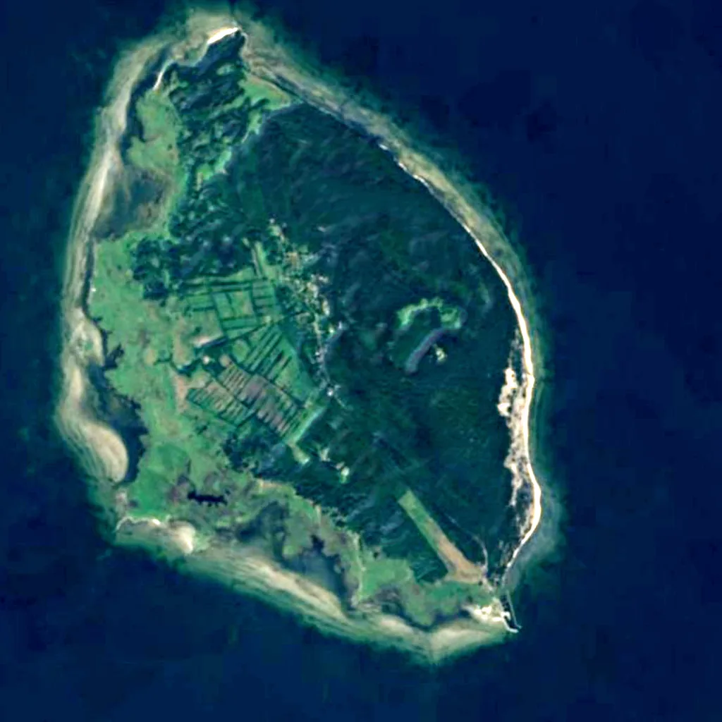 Ruhnu seen from above (Sentinel-2)
