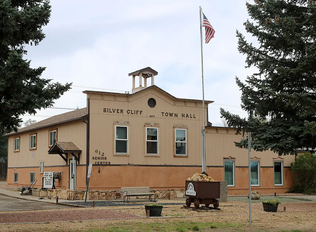 Silver Cliff Town Hall