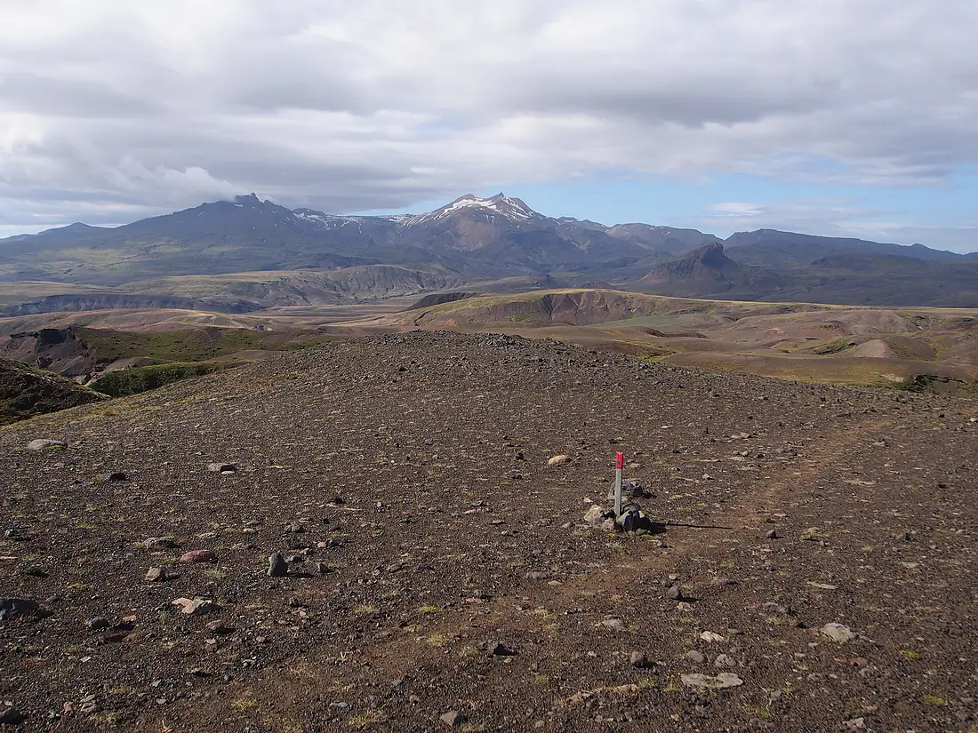 Hiking Trail in Þórsmörk - 2013.08 - panoramio (1)
