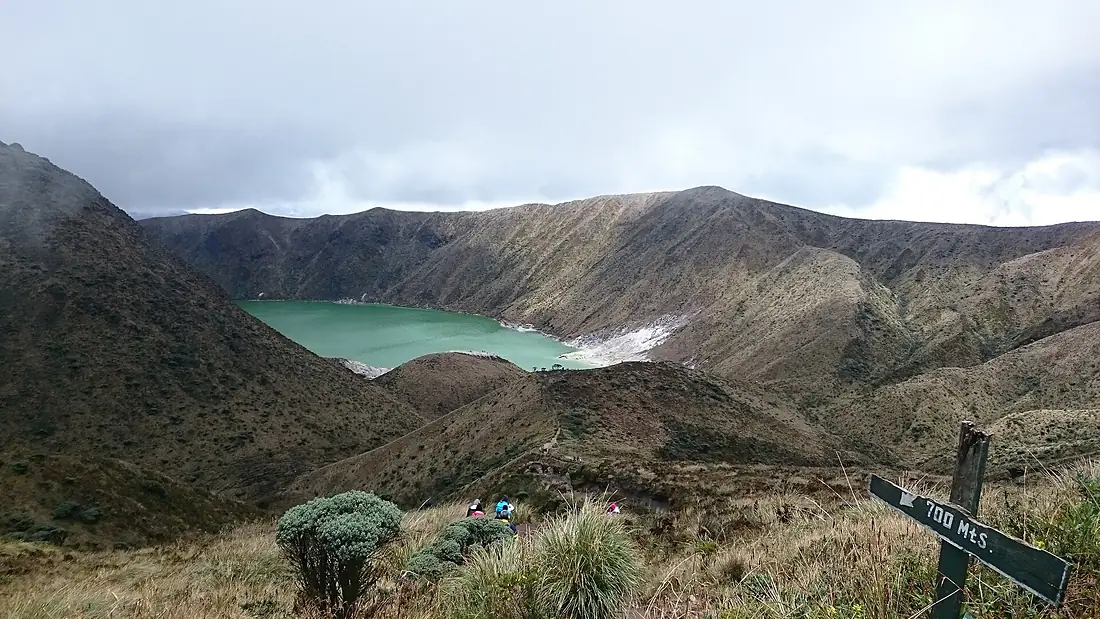 Cráter del volcán Azufral