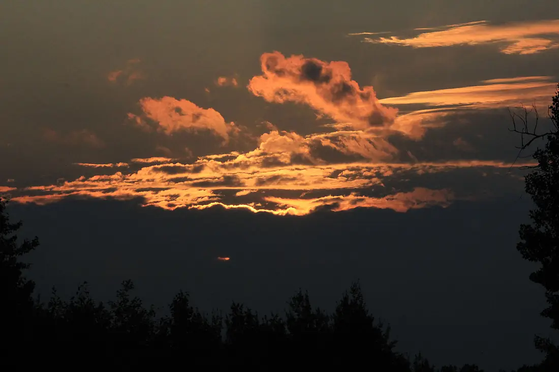 Gfp-minnesota-voyaguers-national-park-clouds-at-dusk