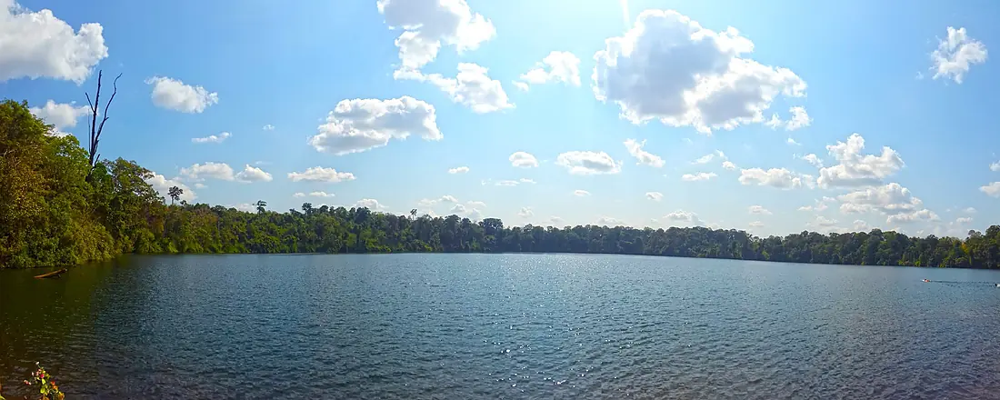 Yeak Laom Lake in Paranoma -Photo 2016-